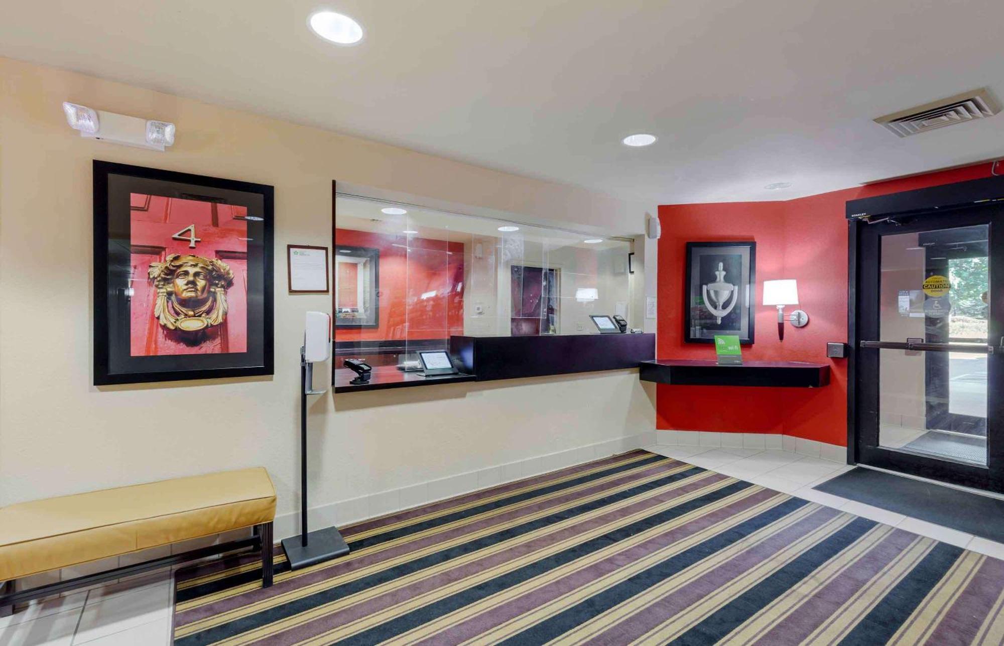 Extended Stay America Suites - Washington Dc Germantown Milestone Esterno foto