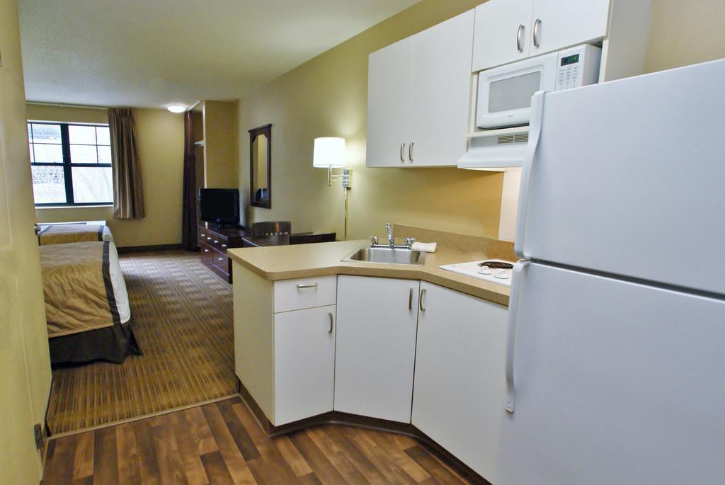 Extended Stay America Suites - Washington Dc Germantown Milestone Esterno foto