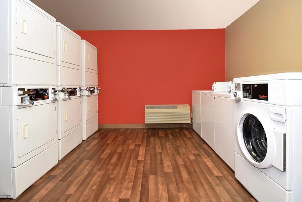Extended Stay America Suites - Washington Dc Germantown Milestone Esterno foto